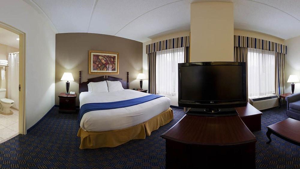 Holiday Inn Express Hotel & Suites Lawrenceville By Ihg Exterior photo