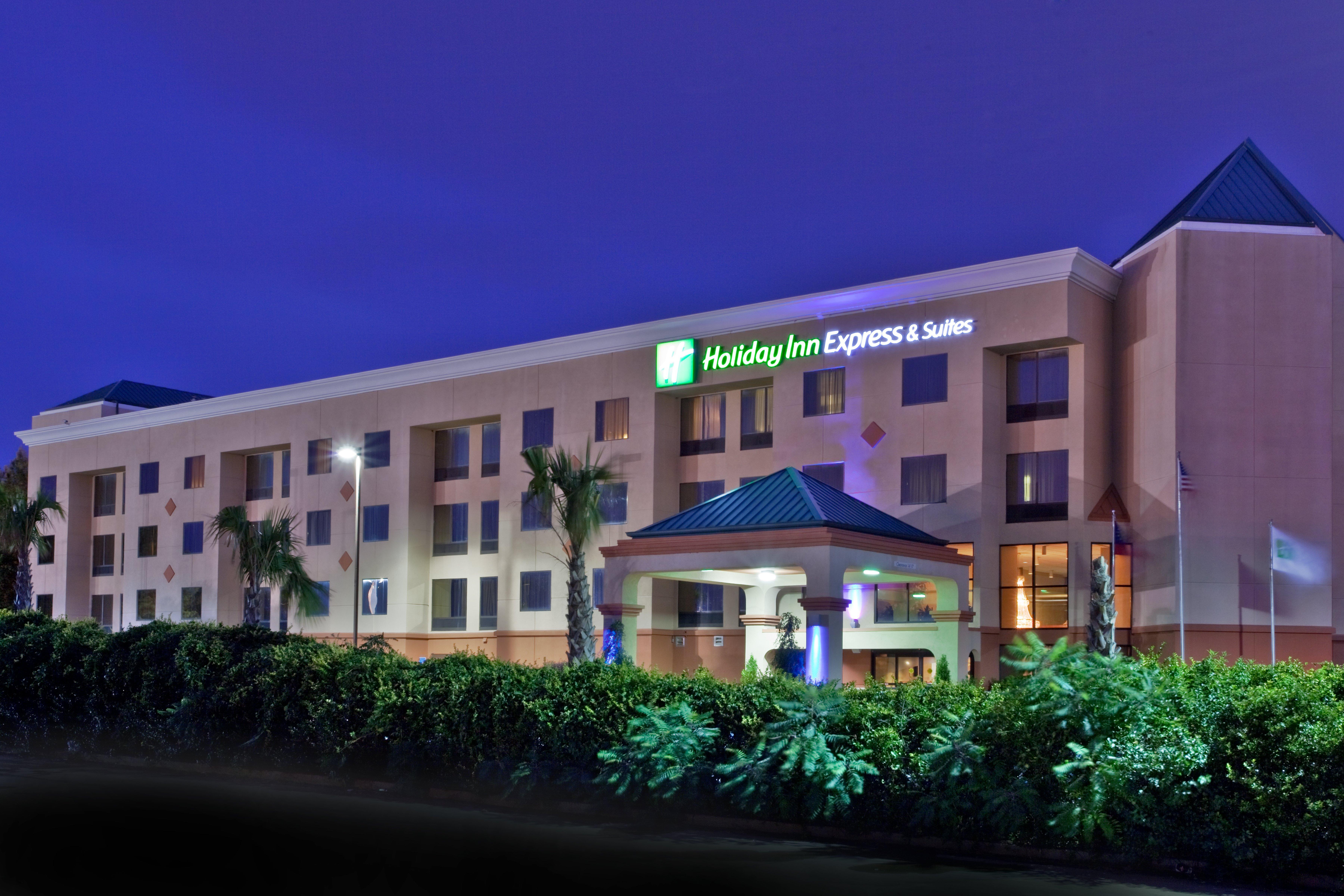 Holiday Inn Express Hotel & Suites Lawrenceville By Ihg Exterior photo