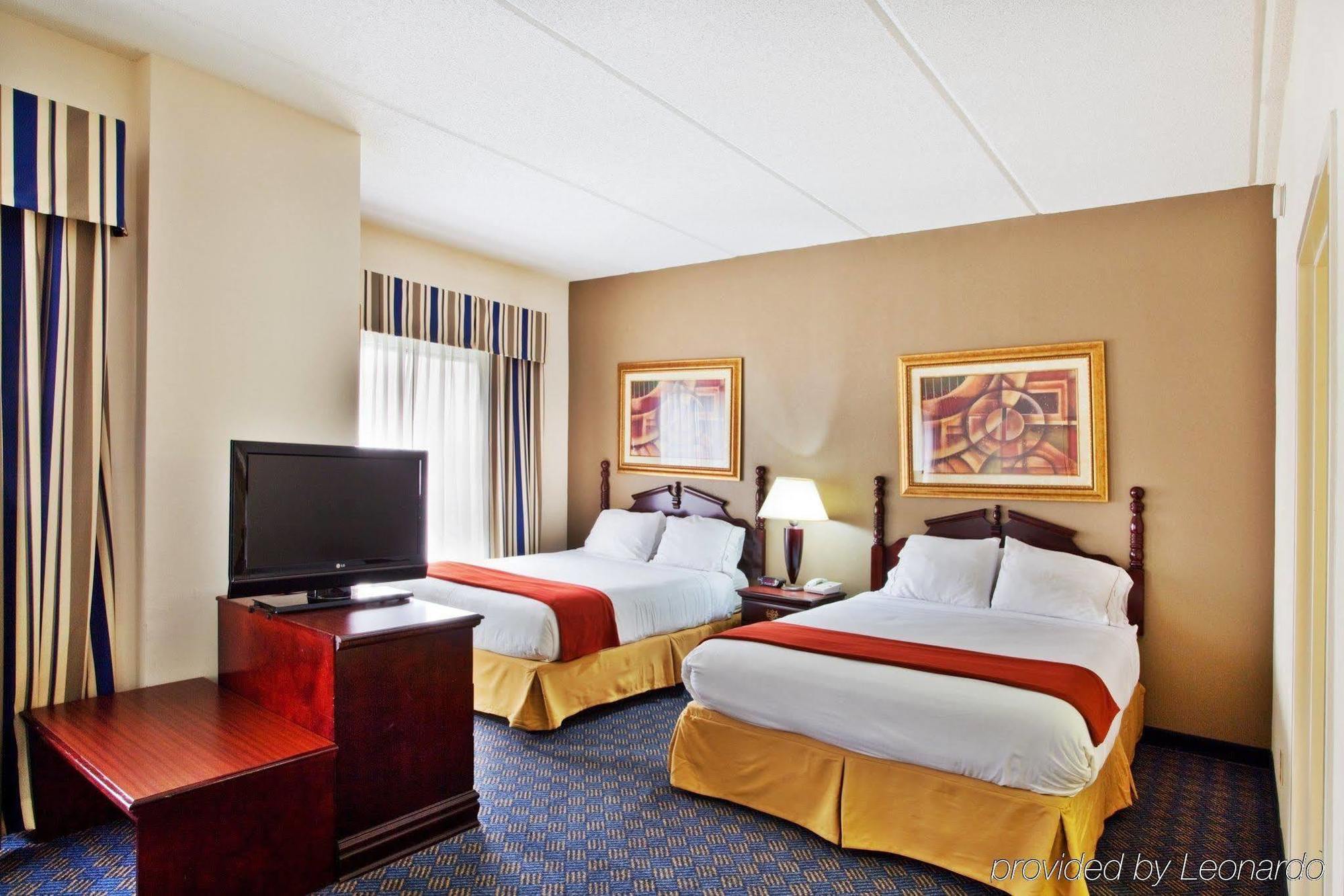 Holiday Inn Express Hotel & Suites Lawrenceville By Ihg Exterior photo